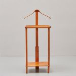 1058 3602 VALET STAND